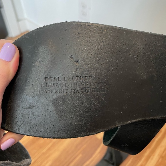 Real leather black flat slip on sandals - Picture 2 of 4